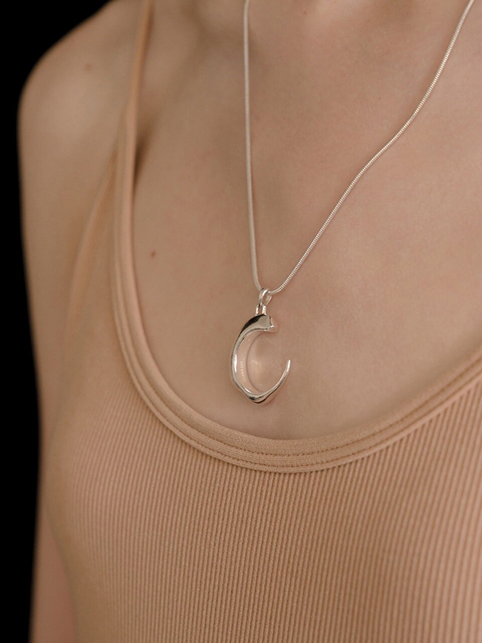 PICOMENT Open Tail Bone Necklace