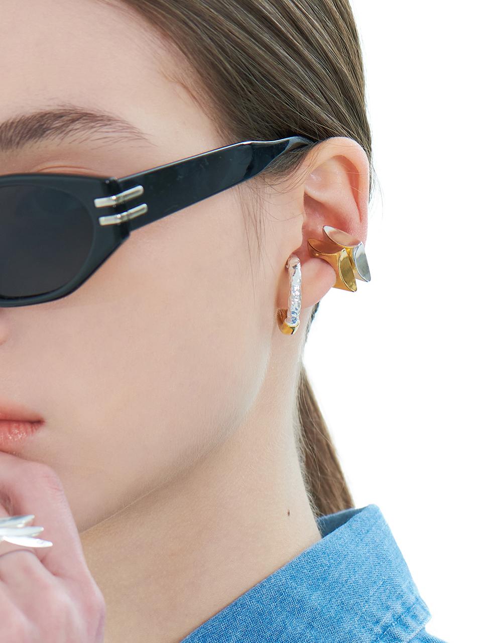 PICOMENT Silver Square Earcuff