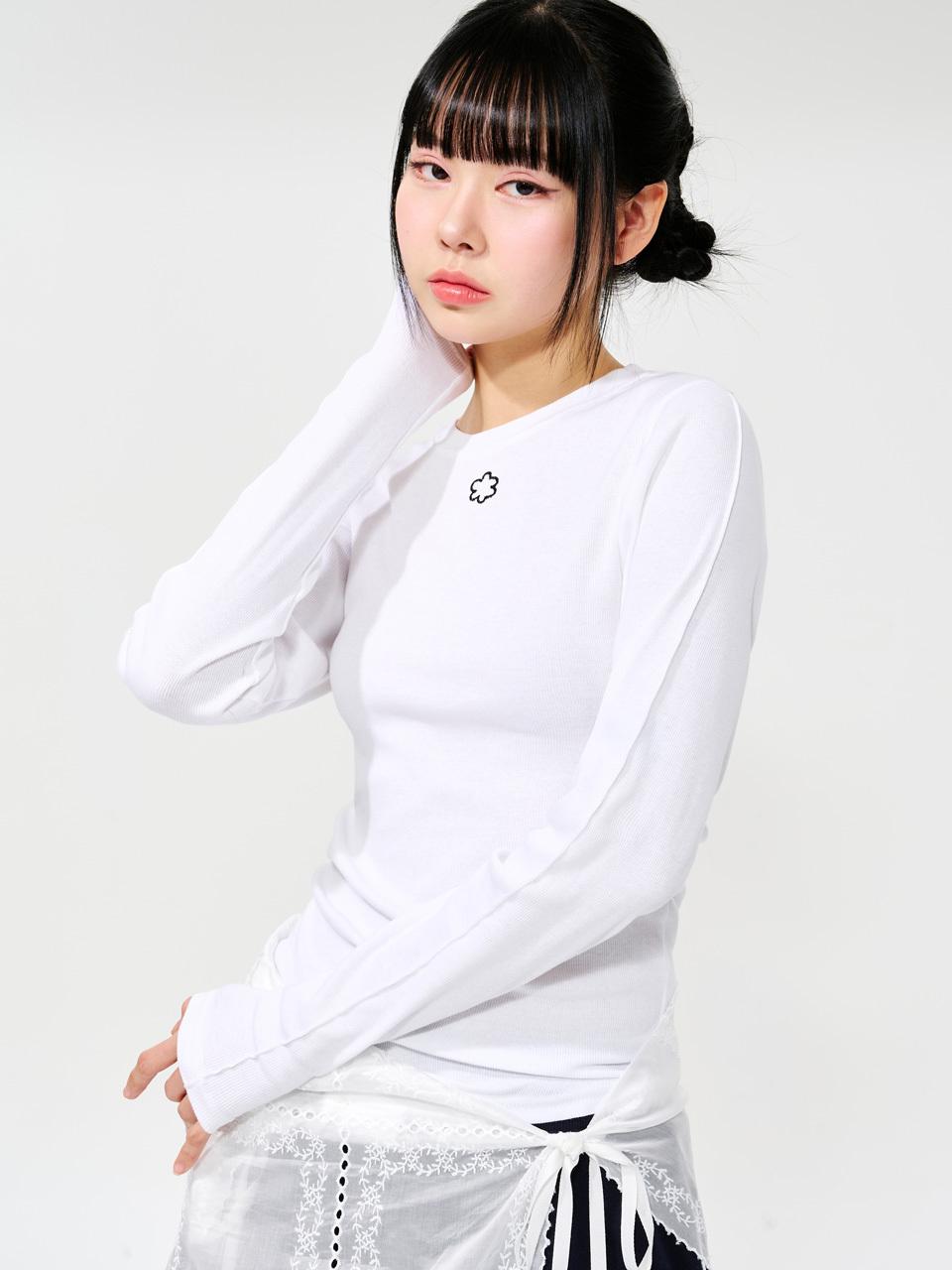 PIECEMAKER Daisy Slim Long Sleeves T-Shirt - White