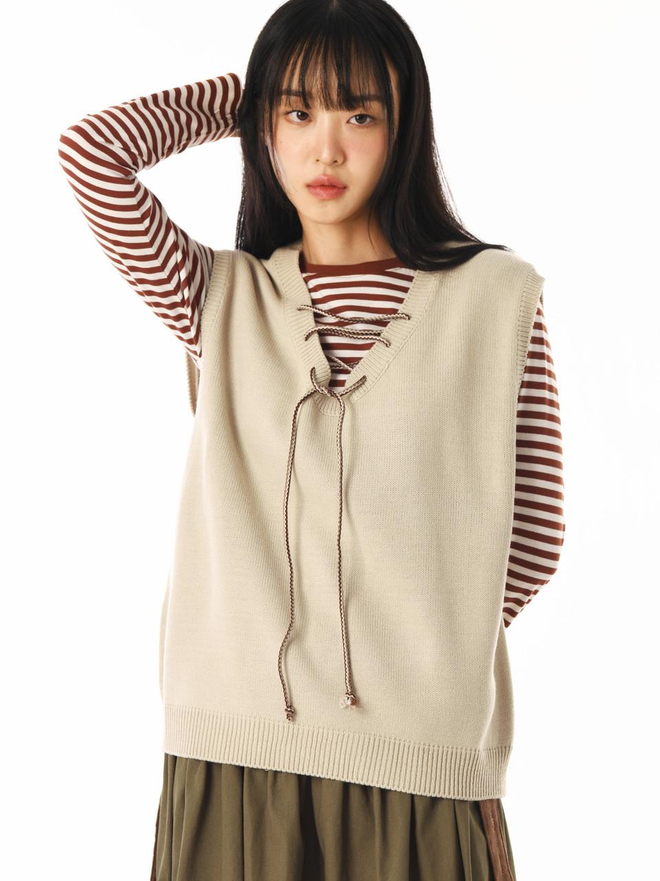 PIECEMAKER LACE UP KNIT VEST (IVORY)