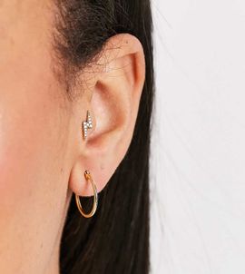 Pieces Pieces 18K plated small hoops in gold