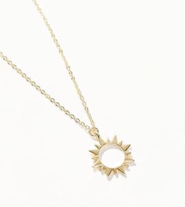Pieces Pieces celestial sun necklace in gold