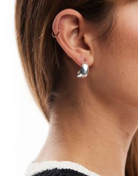 Pieces Pieces chunky hoop earrings in silver