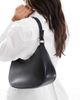 Pieces Pieces leather look shoulder bag in black - 4