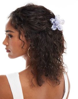 Pieces Pieces marbled effect daisy hair claw in blue