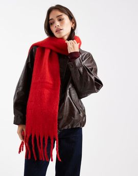 Pieces Pieces medium super soft tassel scarf in bold red