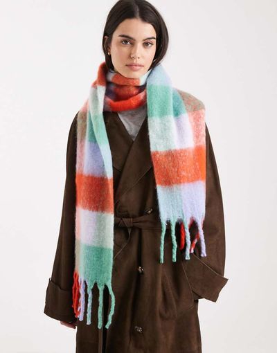 Pieces Pieces medium super soft tassel scarf in bright contrast plaid-Purple