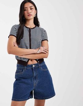 Pieces PIECES mid waist denim shorts in medium blue