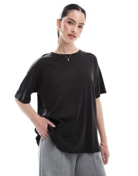 Pieces Pieces oversized T-shirt in washed black