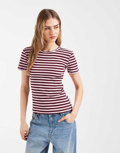 Pieces PIECES short sleeve ribbed T-shirt in pink and burgundy stripe-Red