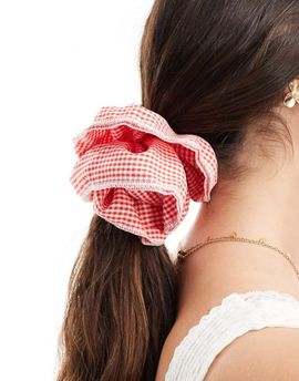 Pieces Pieces XL scrunchie in red gingham print
