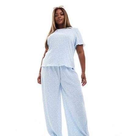 Pieces Plus Pieces Curve mini plisse wide leg pants in ditsy blue flower print - part of a set