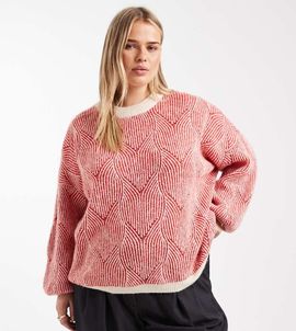 Pieces Plus Pieces Curve textured detail knit sweater in contrast red and cream