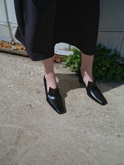 pieton OLTU Square Pumps_Black