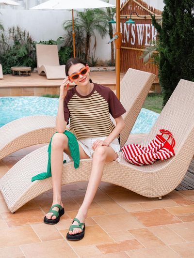 Pigment Short-sleeve Stripe Raglan Embroidered T-shirt (PBE04M-DHTW001)