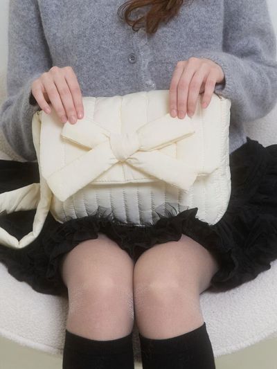 PINK PINEAPPLE SNOW CLOUD RIBBON BAG_IVORY