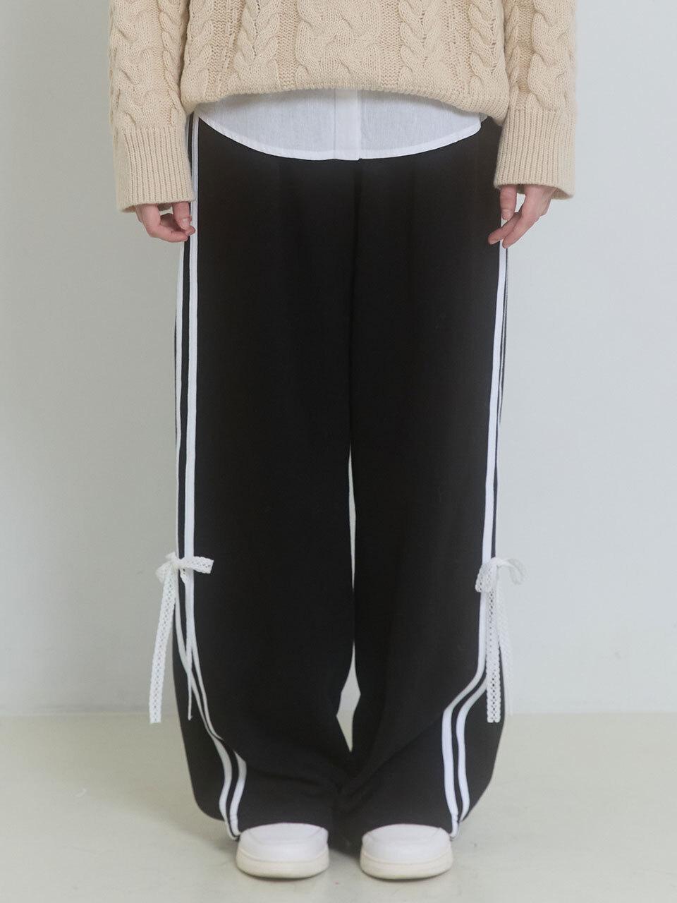 PINK PINEAPPLE SNOWY STRIDE TRACK PANTS_BLACK