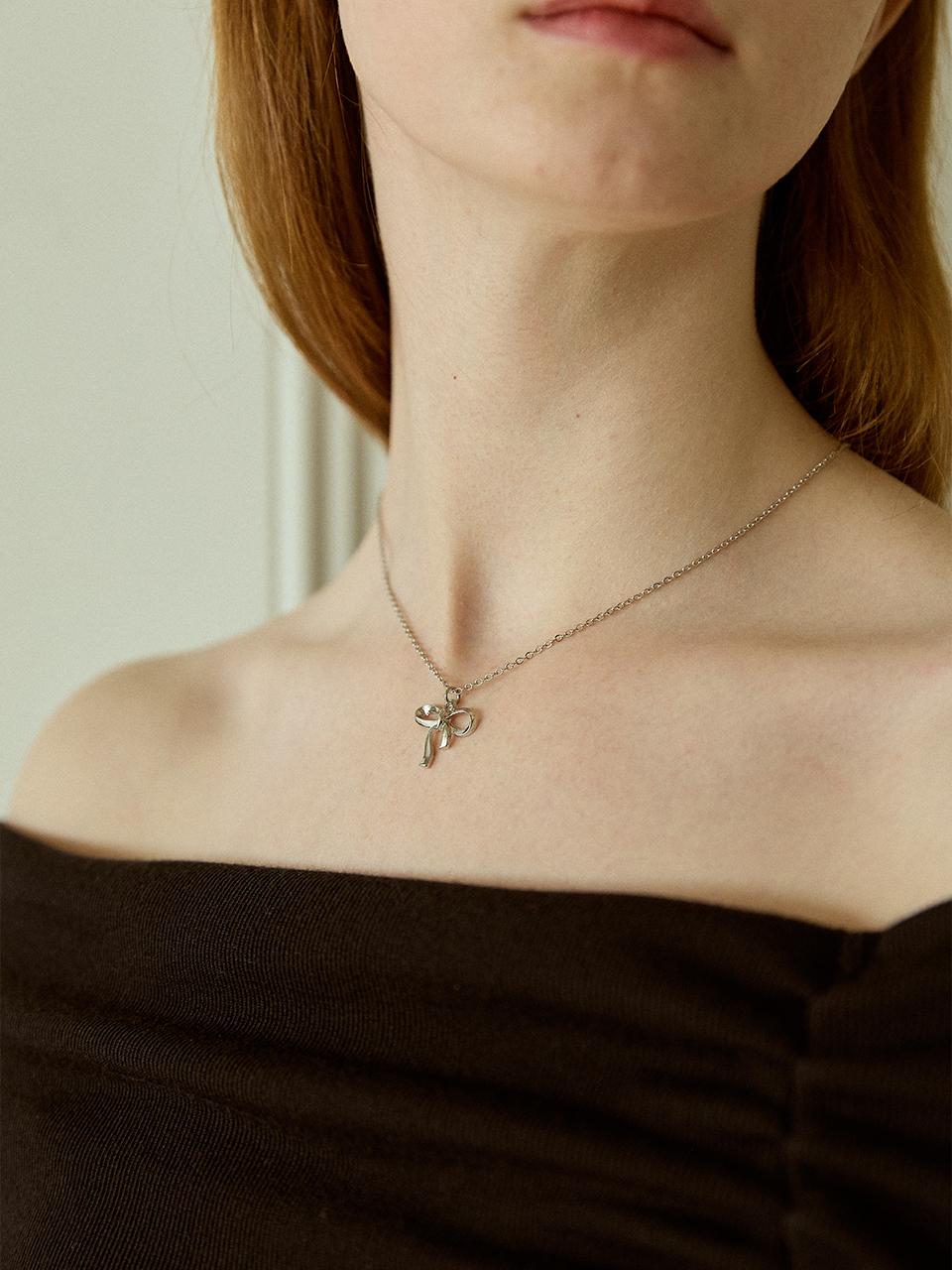 PINK PINEAPPLE Wave Ribbon Necklace_Silver