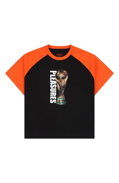 PLEASURES PLEASURES World Cup Trophy Raglan Graphic T-Shirt