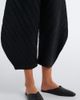 Pleats Please Issey Miyake Pleats Please Issey Miyake Monthly Colors: July pleated barrel-leg pants - 4