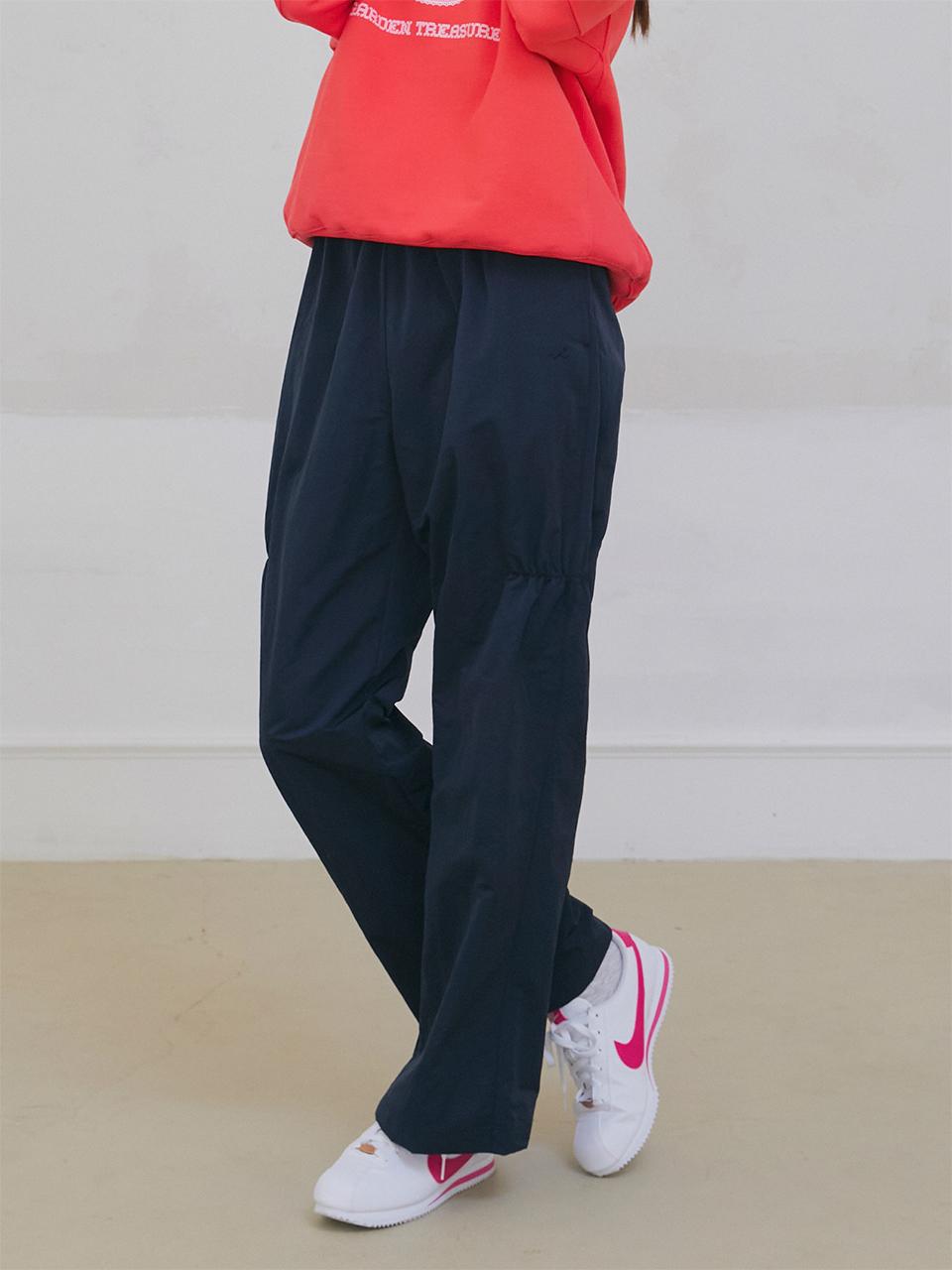 poev Shirred Nylon Straight Pants_Navy