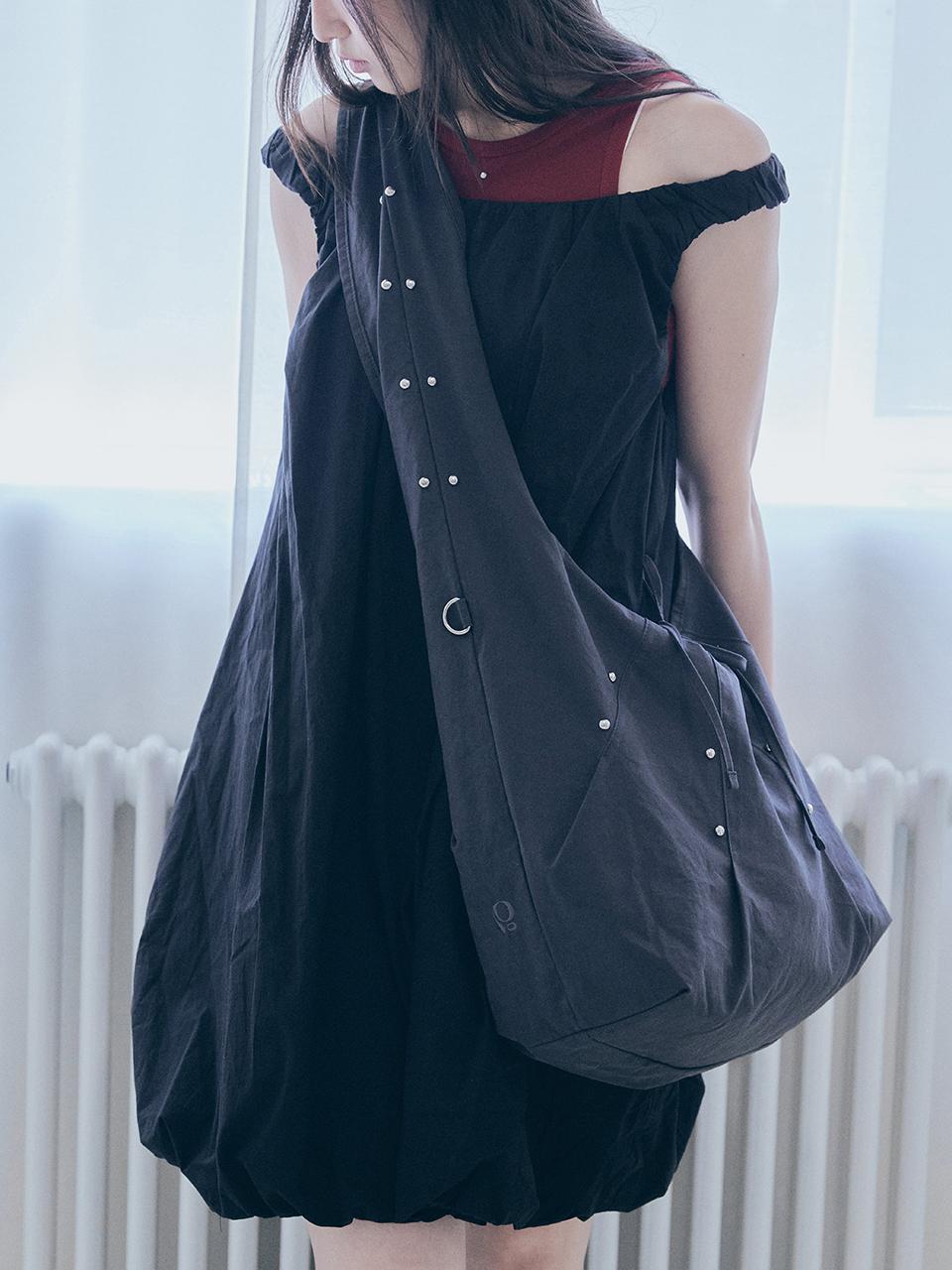 POIE rivet cross bag (charcoal)