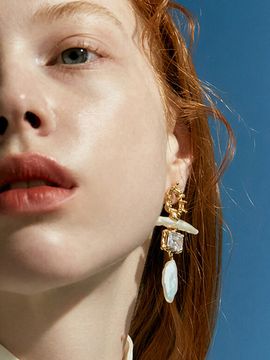 POPPI White Reef Earrings - 2 Colors