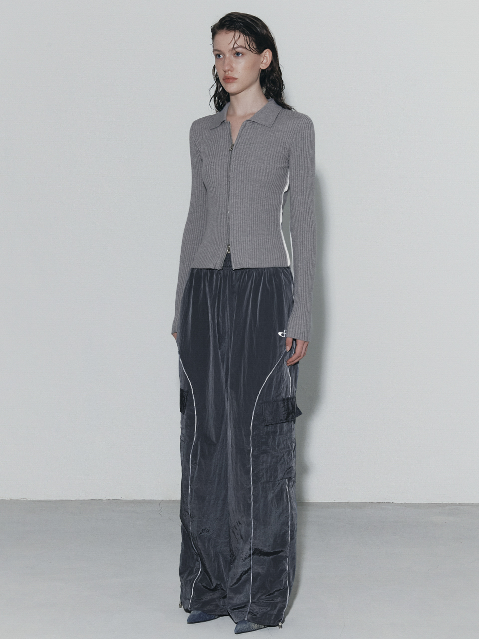 Porta Piping Cargo Track Pants_Dark Gray