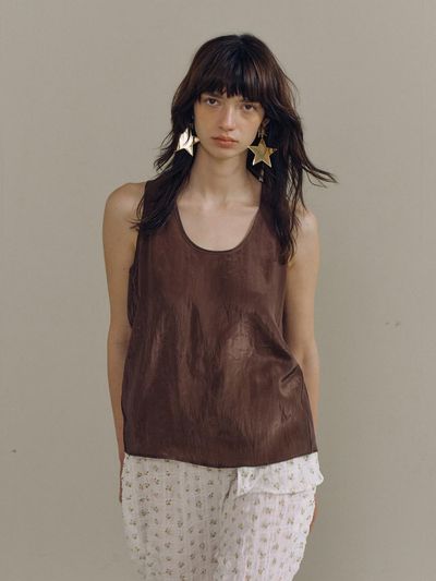 PoshyFreckles Glow Sleeveless Blouse [Moss Brown]