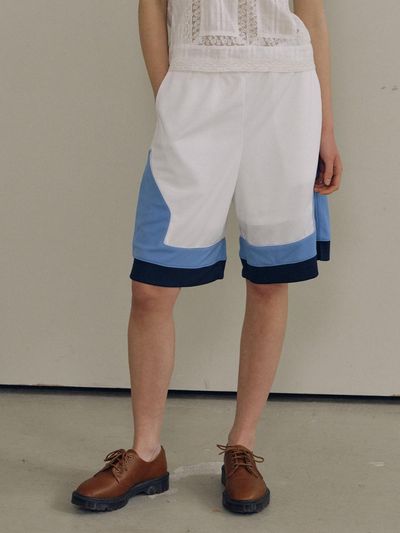 PoshyFreckles Incision Bermuda Shorts [WHITE]