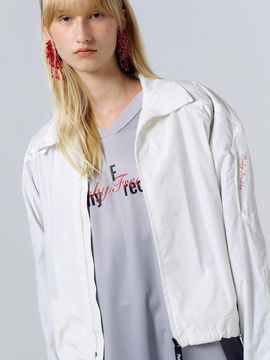 PoshyFreckles Incision Wind Jumper Jacket [Ivory]