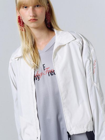 PoshyFreckles Incision Wind Jumper Jacket [Ivory]