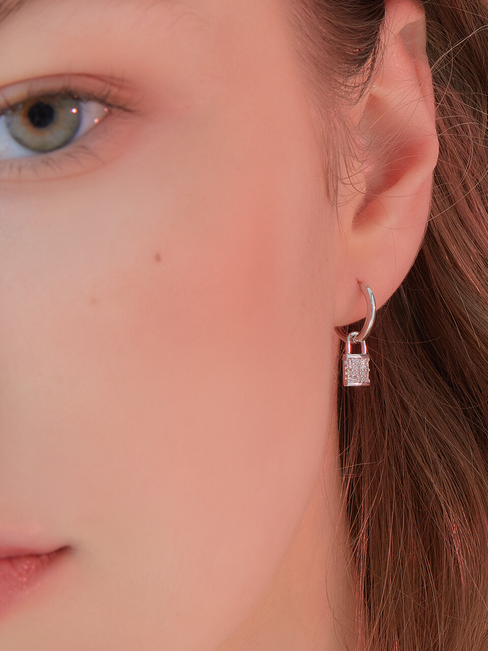 POSTLUDE Cubic Lock Earrings