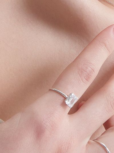 POSTLUDE Medium Rectangle Ring