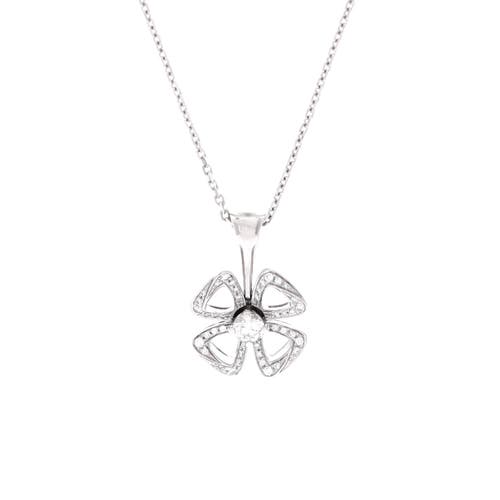 Pre-Owned Bvlgari Pre-Owned Bvlgari Fiorever Pendant Necklace 18K White Gold with Diamonds