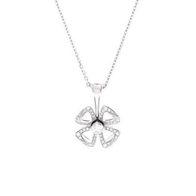 Pre-Owned Bvlgari Pre-Owned Bvlgari Fiorever Pendant Necklace 18K White Gold with Diamonds
