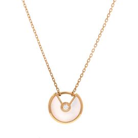 Pre-Owned Cartier Pre-Owned Cartier Amulette de Cartier Pendant Necklace 18K Yellow Gold with Mother of Pearl and Diamond XS
