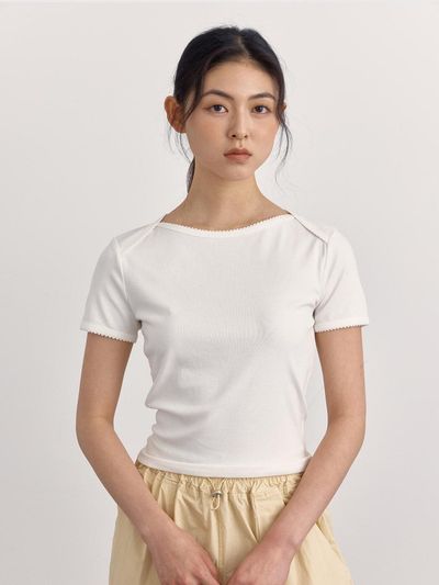 PREECY Frill Neck Slim T-Shirt