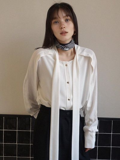 PREMIERE AMOUR Two Way Ribbon Tie Blouse - White