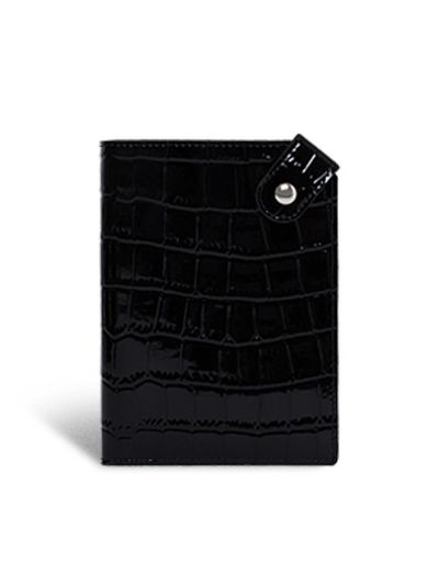 Prends soin de toi Matiere leather passport wallet Black