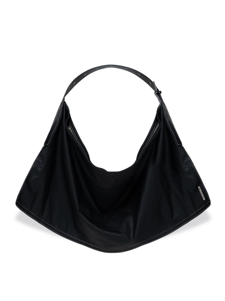 Prends soin de toi Maxi single string shoulder bag Black