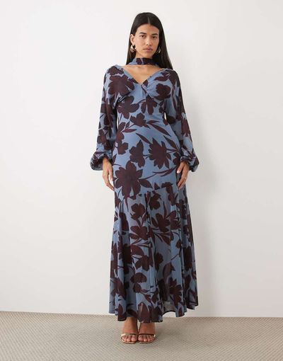 Pretty Lavish Pretty Lavish chiffon v neck scarf detail draped batwing sleeve maxi dress in blue floral print-Multi