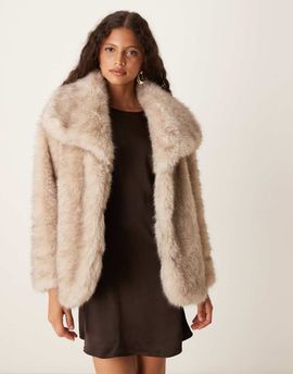 Pretty Lavish Pretty Lavish faux fur coat in stone-Neutral