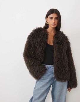 Pretty Lavish Pretty Lavish faux fur shaggy cropped coat in chocolate-Brown