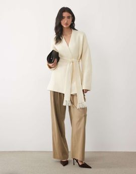 Pretty Lavish Pretty Lavish knitted wrap tie detail cardigan in cream-WHITE