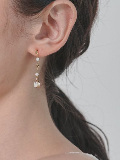 Primaute One Drop Earring
