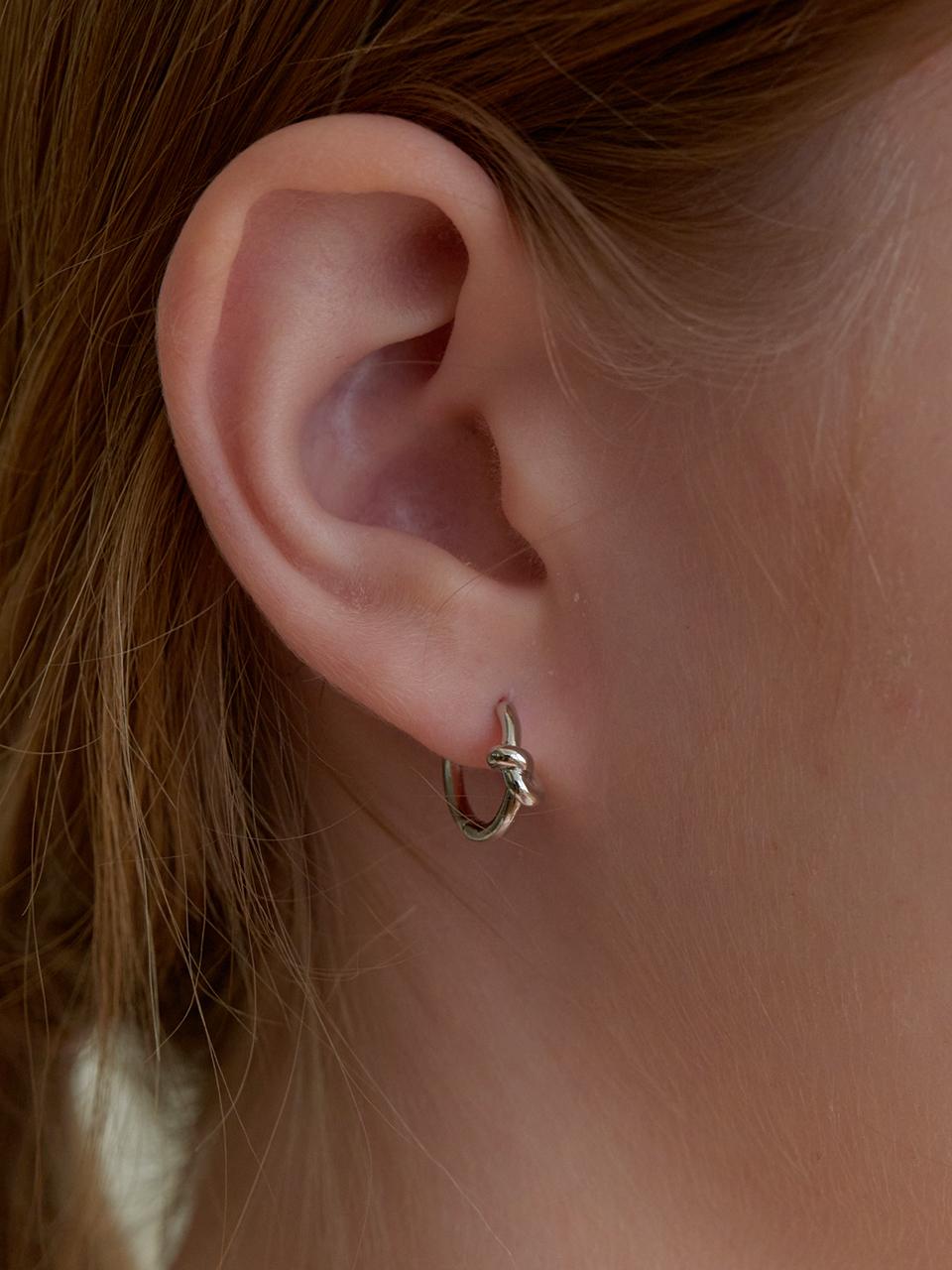 Primaute rope ring earring