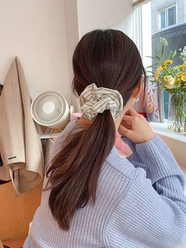 Primaute Stripe Scrunchie