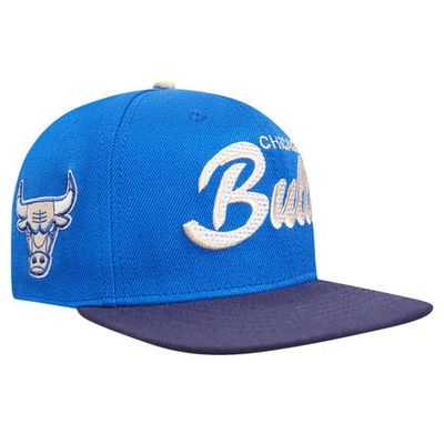 PRO STANDARD Men's Pro Standard Blue/Navy Chicago Bulls Legacy Snapback Hat 