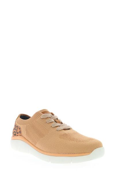Propét Propét Sachi Slip-On Sneaker
